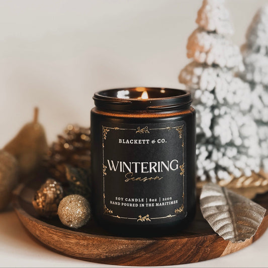 Scents of the Holidays: Fragrances that Capture the Spirit of the Season